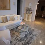 아파트 Royal Sandra 스틴잔