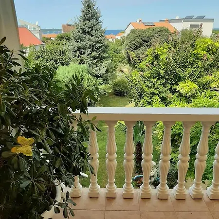 Apartament Royal Sandra *