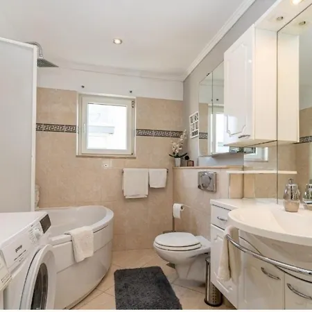 Apartament Royal Sandra Štinjan