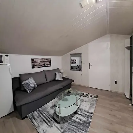 Royal Sandra Apartmán