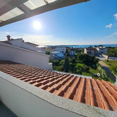 Royal Sandra Apartmán Štinjan