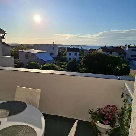 Apartment Royal Sandra Štinjan