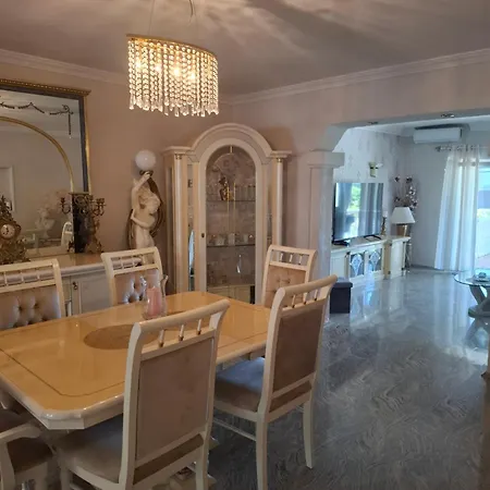 Royal Sandra Apartmán Štinjan