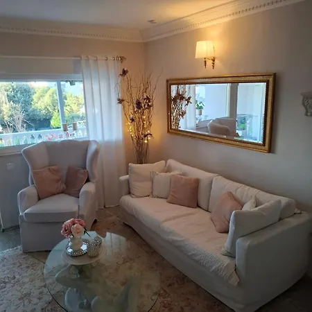 Royal Sandra * Štinjan