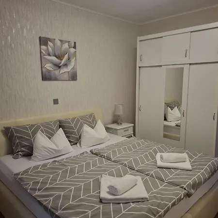 Royal Sandra Apartmán Štinjan