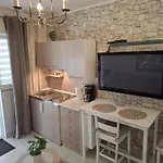 아파트 Royal Sandra 스틴잔