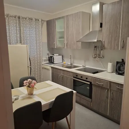Royal Sandra Apartman *